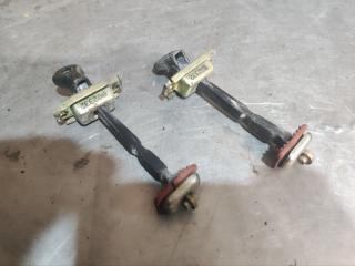 ограничитель открывания двери Honda Civic 7 поколение 2001, хетчбэк 5 дв.