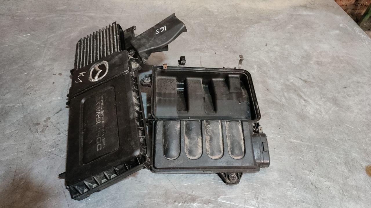 корпус воздушного фильтра Mazda 3 BK 2005, 1.6 л., бензин, 1001408552 - фото №1