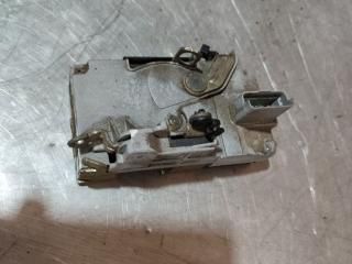 замок двери передней правой Peugeot 206 1 поколение 2001