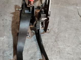 узел педальный (блок педалей) Ford Mondeo 3 поколение [рестайлинг] 2006, МКПП, 1S712450AP