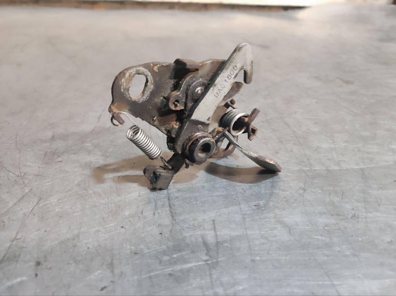 замок капота Peugeot 206 1 поколение 2001 - фото №1