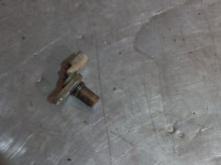 датчик распредвала Ford Transit Connect 1 поколение 2009, 1.8 л., дизель, 5M5112K073AA