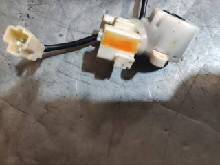 контактная группа Toyota Avensis Verso 1 поколение 2001, 2.0 л., дизель