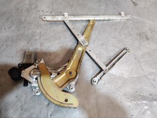 стеклоподъемник задний левый Toyota Avensis Verso 1 поколение 2001, 8572044050