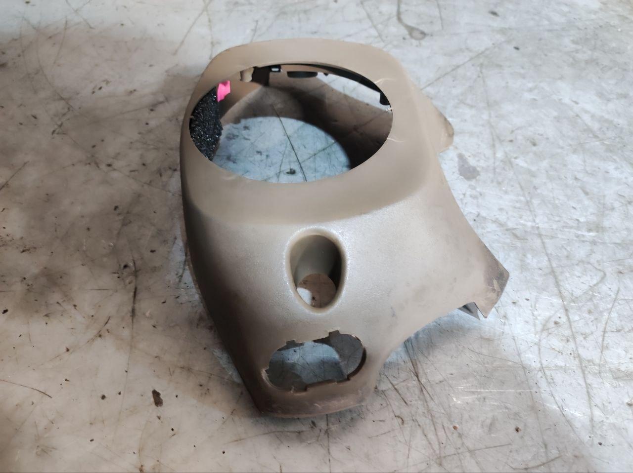 кожух рулевой колонки Chrysler Voyager 4 поколение 2003, 73427A, 14117D - фото №1