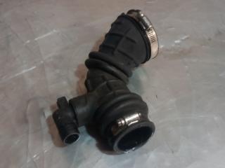 патрубок воздушного фильтра Chrysler Voyager 4 поколение 2003, 2.5 л., дизель, 4861383AB