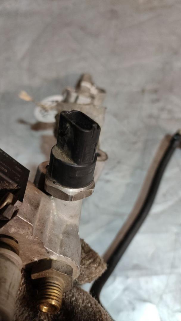 Клапан ТНВД Alfa Romeo 156 1 поколение 2005, 2.0 л., бензин, 261545010 - фото №1