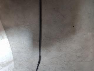 держатель капота Mazda 3 BK 2004