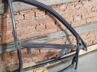 каркас двери перед. прав. Audi A4 B5 1996
