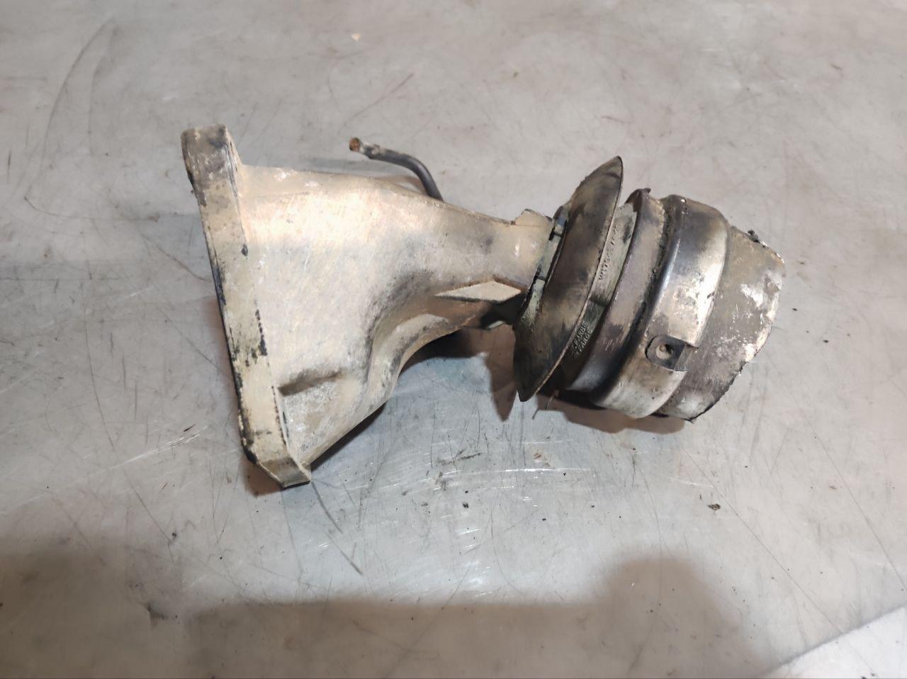 кронштейн двигателя Audi A6 4B/C5 C5 2000, 2.5 л., дизель, 4B0199308 - фото №1