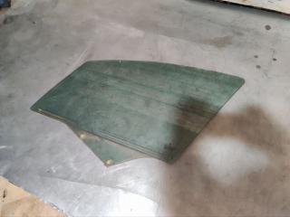 стекло двери передней левой Peugeot 307 1 поколение 2003, универсал