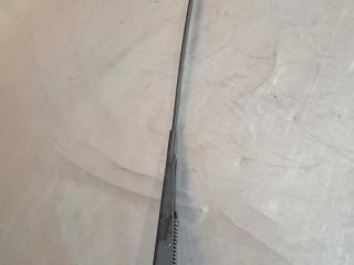 щеткодержатель (поводок стеклоочистителя, дворник) Volkswagen Passat B5 1997, 3B1955410