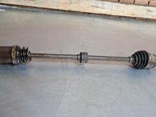 полуось передняя правая (приводной вал, ШРУС) Mitsubishi Colt 6 поколение (Z30) [рестайлинг] 2008, 1.1 л., бензин