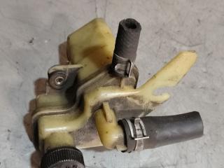 бачок гидроусилителя Ford Focus 2 поколение 2008, 1.6 л., бензин