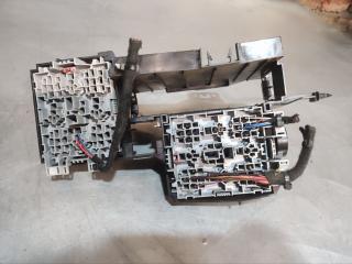 короб предохранителей Volkswagen Touareg 1 поколение (2002 - 2007), 7L0937535