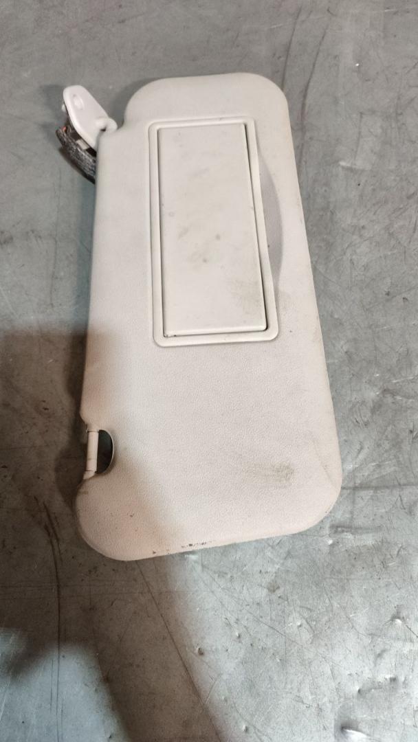 козырек солнцезащитный Peugeot 307 1 поколение 2005, хетчбэк 5 дв. - фото №1