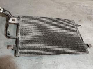радиатор кондиционера Volkswagen Passat B5 1999, 1.8 л., бензин, 3B0260401