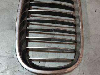 решетка радиатора BMW 5 серия E60/E61 (2002 - 2007), 51137065702