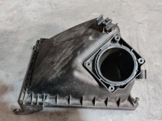 корпус воздушного фильтра Audi A6 4B/C5 [рестайлинг] (2001 - 2004), 2.4 л., бензин, 06C133837N, 06C133843