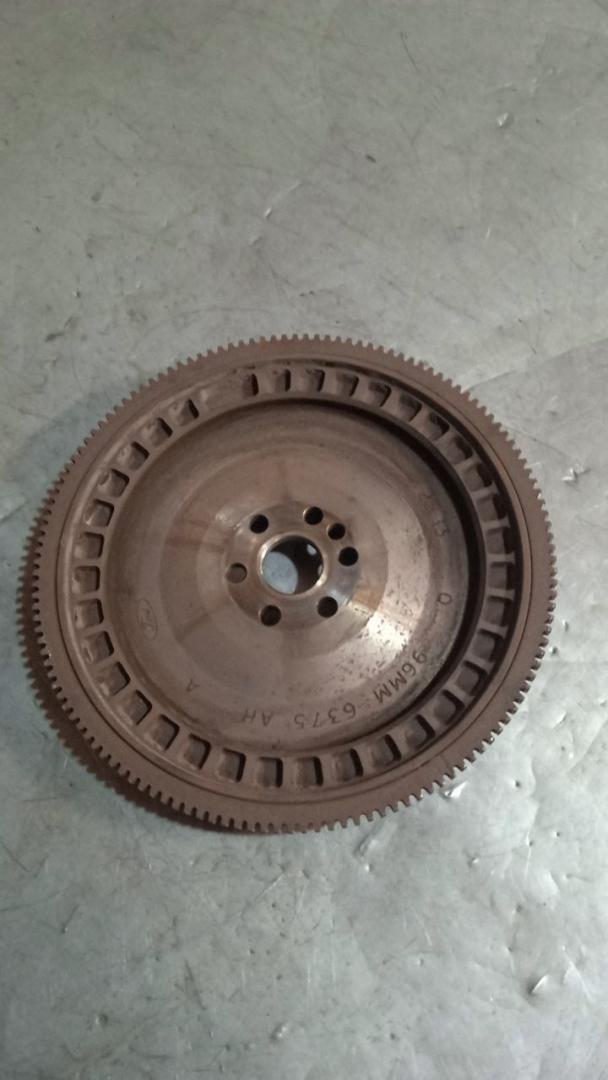 маховик Ford Fiesta 5 поколение 2005, 1.2 л., бензин, МКПП, 96MM6375AH - фото №1