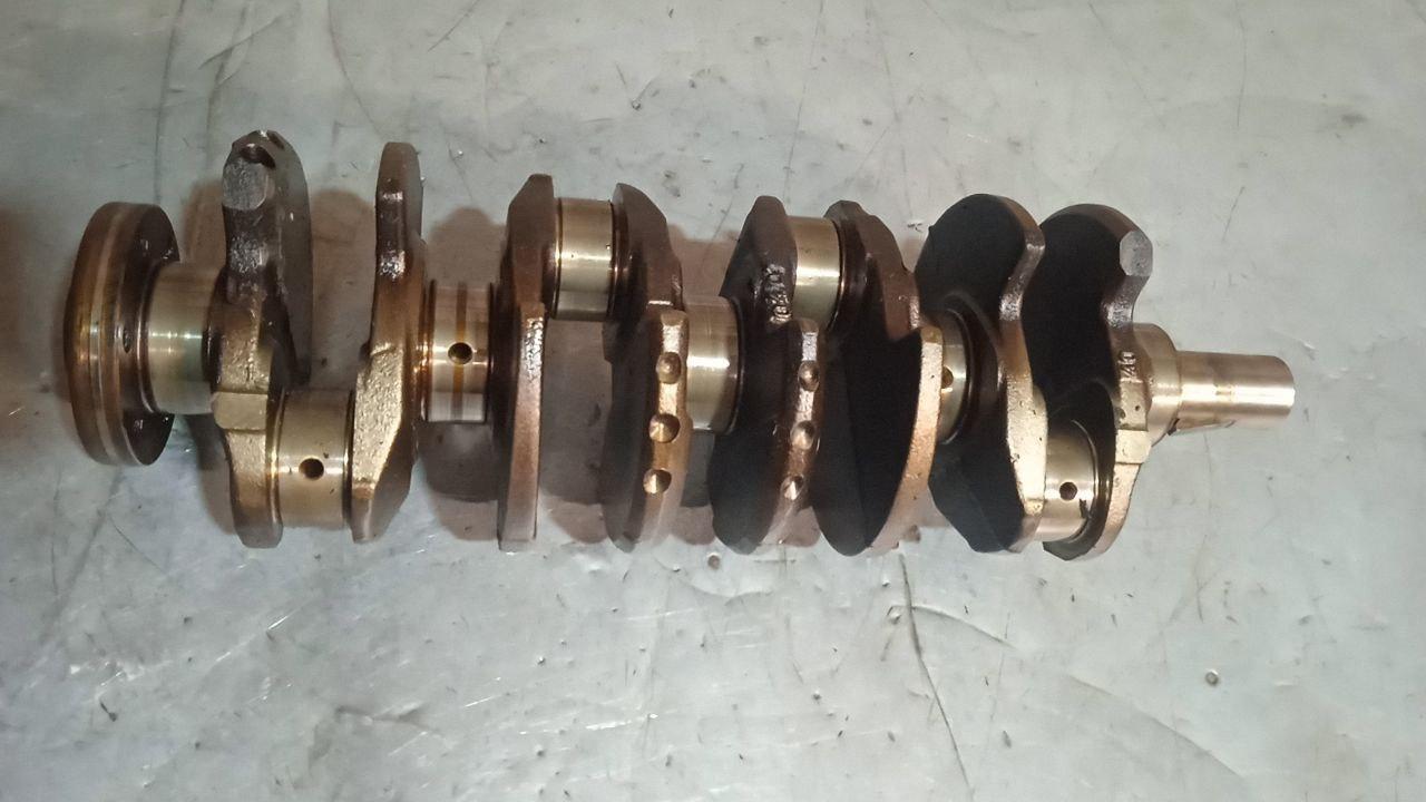 коленвал Peugeot 307 1 поколение 2003, 1.6 л., бензин - фото №1