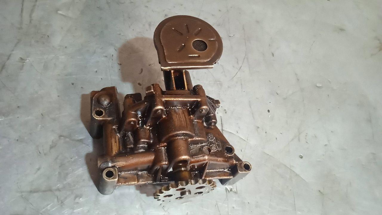 насос масляный Peugeot 307 1 поколение 2003, 1.6 л., бензин, 1644149178 - фото №1