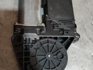 моторчик стеклоподъемника передний правый Volkswagen Passat B5 [рестайлинг] 2004, 101434200