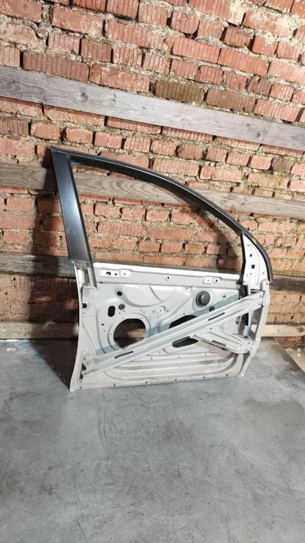 дверь передняя правая Volkswagen Golf 5 поколение (2003 - 2009), хетчбэк 5 дв. - фото №1