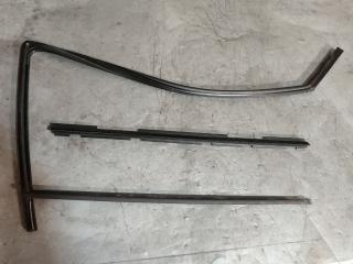 Уплотнитель стекла Volkswagen Golf 4 поколение 2000