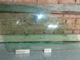 стекло двери передней правой Volvo V70 1 поколение (1997 - 2000)