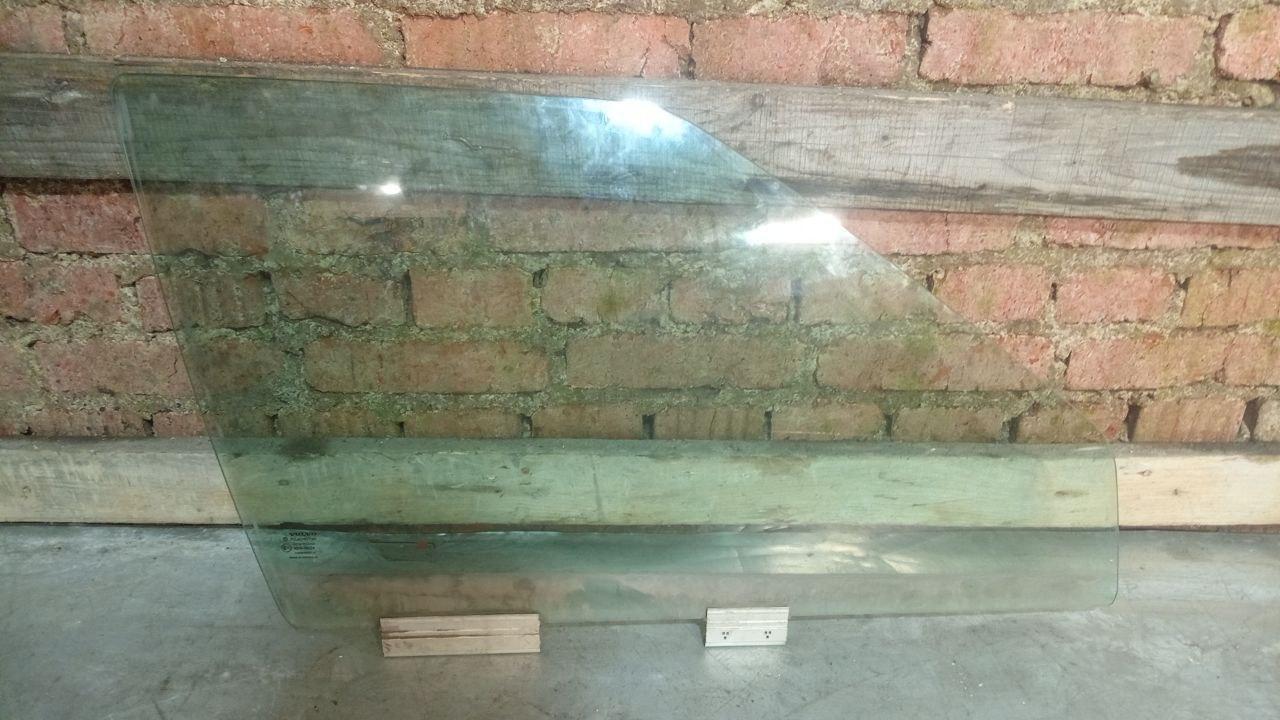 стекло двери передней правой Volvo V70 1 поколение (1997 - 2000) - фото №1