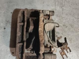 суппорт передний левый Audi S6 C5 2001