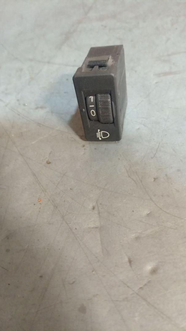 кнопка корректора фар Citroen C3 1 поколение 2003, 96384422XT, 96366692XT - фото №1