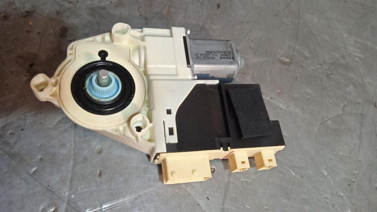 моторчик стеклоподъемника передний левый Citroen C4 1 поколение 2006, хетчбэк 5 дв., 996393103, W1091H36, 997832101 - фото №1