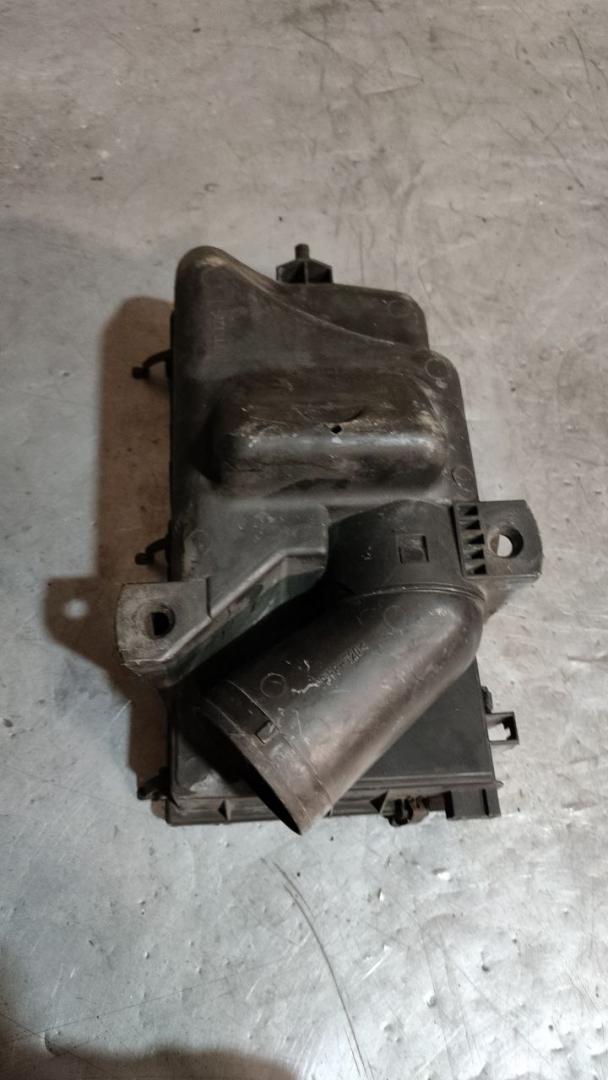 корпус воздушного фильтра Volvo V70 2 поколение (2000 - 2005), 2.5 л., бензин - фото №1