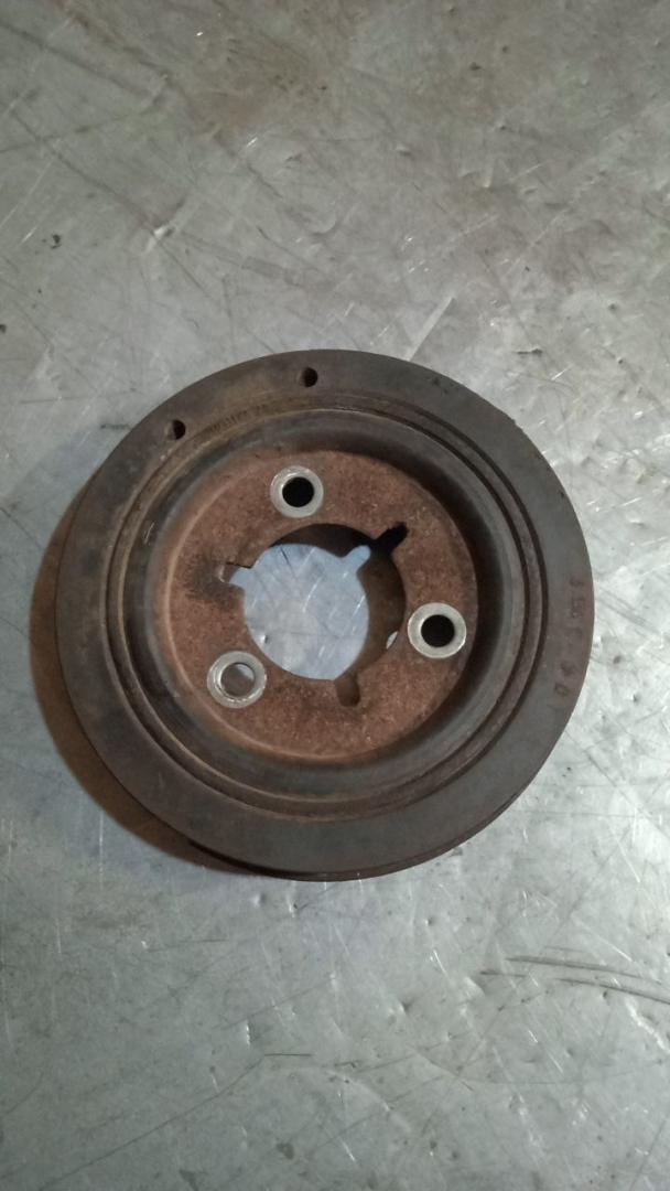 шкив коленвала Citroen C3 1 поколение 2003, 1.6 л., бензин - фото №1