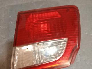 фонарь крышки багажника правый Mazda 626 GF (1997 - 1999), хетчбэк 5 дв., 13261922