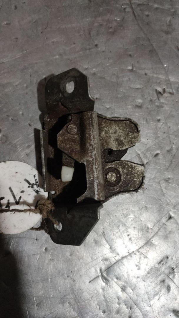 замок багажника Mercedes-Benz A-Класс W168 2001, A1687400236 - фото №1