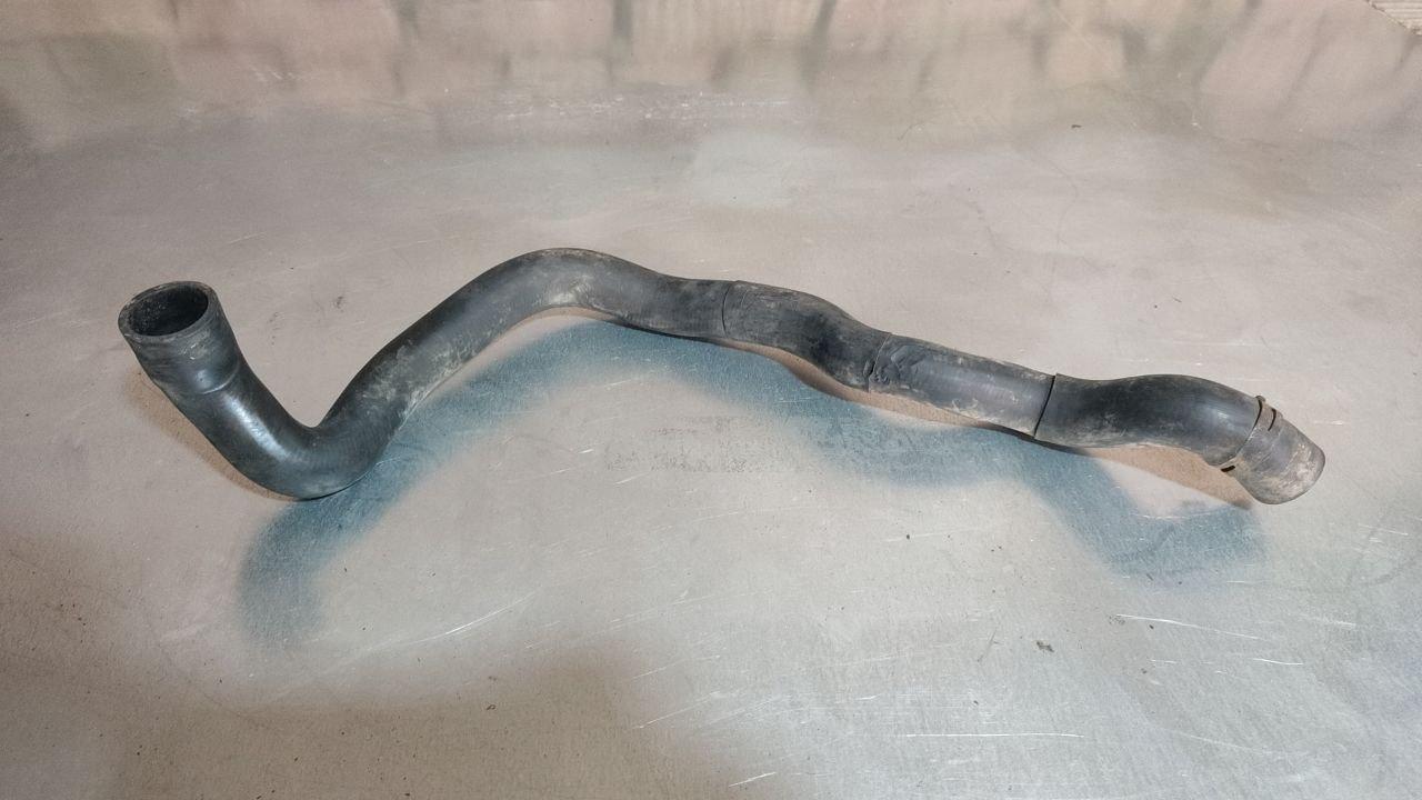 патрубок радиатора Volkswagen Golf 5 поколение (2003 - 2009), 111545T1 - фото №1