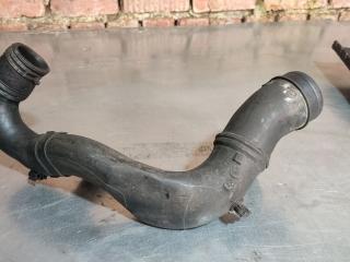 патрубок воздушного фильтра Volkswagen Golf 4 поколение (1997 - 2006), 1.9 л., дизель, 1J0129654S