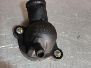 фланец (тройник) системы охлаждения Volkswagen Passat B8 (2014 - 2020), 2.0 л., дизель, 04L121131AB