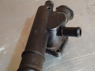 фланец (тройник) системы охлаждения Skoda Fabia 1 поколение (6Y) 2001, 1.9 л., дизель, 038121132D