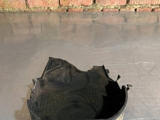 защита (кожух) ремня ГРМ Volkswagen Polo 4 поколение (2001 - 2005), 1.4 л., дизель, 045109107F