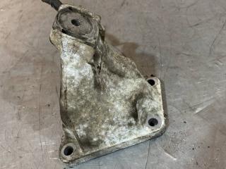 кронштейн двигателя Audi A6 4B/C5 C5 2000, 2.5 л., дизель, 4B0199308, 54313