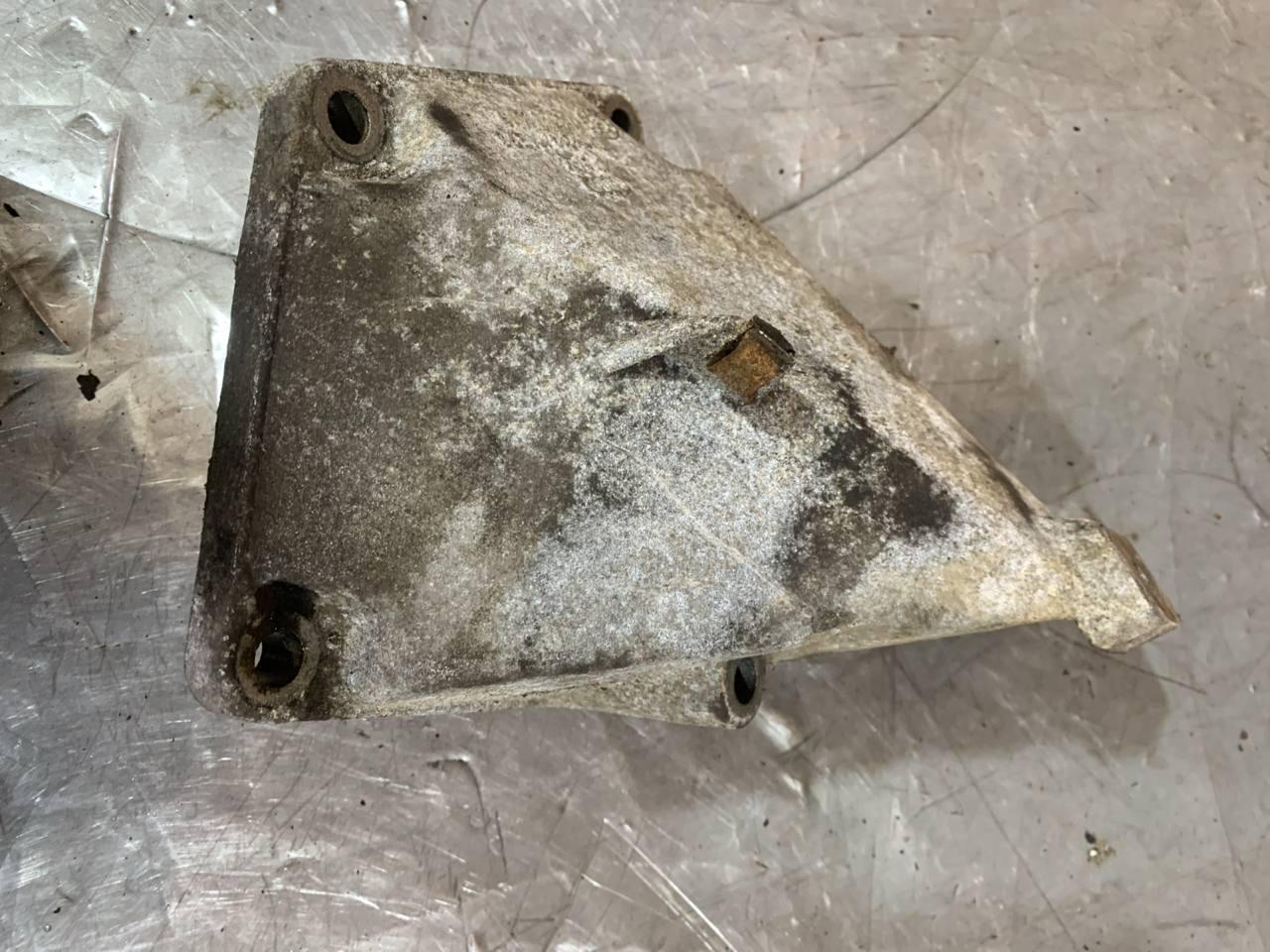 кронштейн двигателя Audi A6 Allroad Quattro C5 (2000 - 2006), 2.5 л., дизель, 543130, 480199307 - фото №1