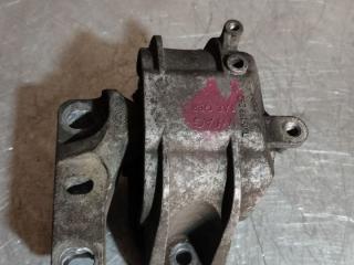 подушка крепления двигателя Volkswagen Golf 5 поколение (2003 - 2009), 1K0199262AS