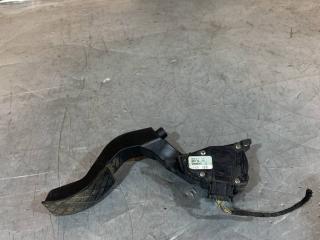 педаль Volkswagen Passat B5 1999, 8D17215237