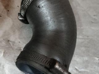 патрубок интеркулера Volvo V70 1 поколение (1997 - 2000), 2.5 л., дизель, 9161889