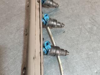 топливная рампа Volvo S70 1 поколение (1997 - 2000), 2.5 л., бензин, 1389563, 1270570