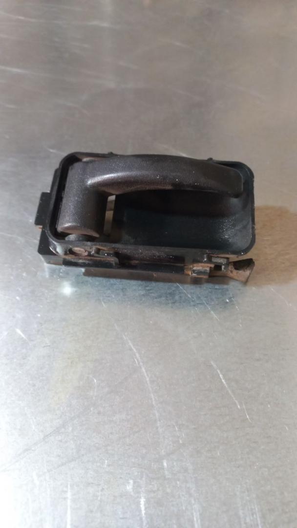 ручка внутренняя передняя правая Mercedes-Benz G-Класс W460/W461 (1979 - 2009) - фото №1